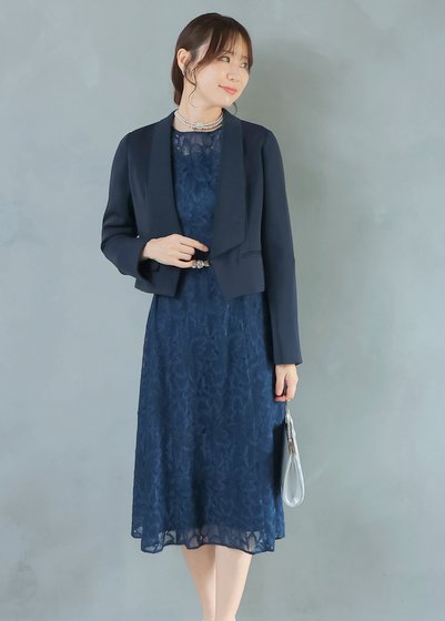 【セレモニースーツ】フローラルレースのワンピーススーツ