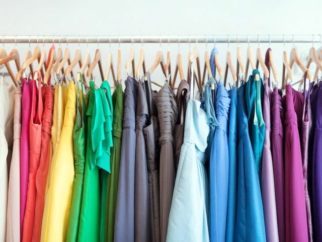 まるで違う服のように、同じ服を着まわす