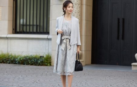 叔母にふさわしい結婚式の親族服装