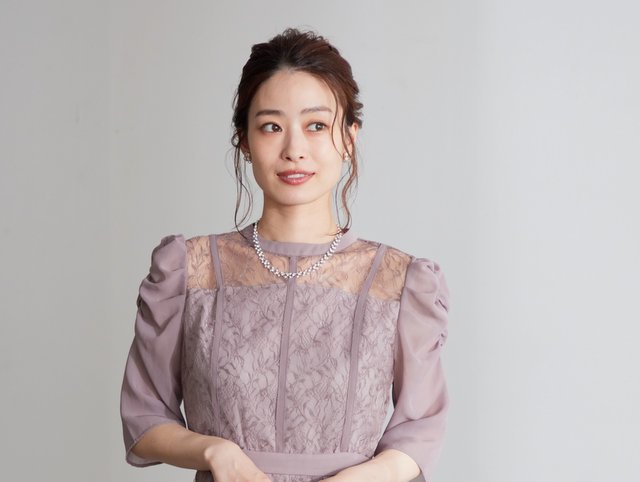 シンプルこそ美しい、小さめパールとジルコニアのネックレス