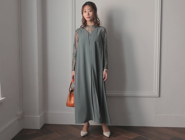 ゆったりしたシルエットがおしゃれなAラインワンピース