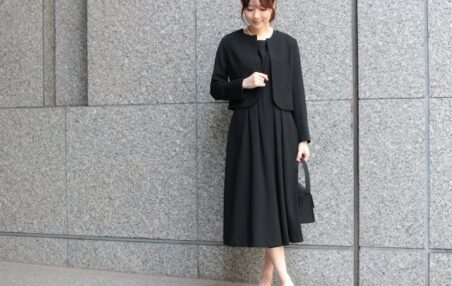 50代レディースが選ぶべき品のある喪服とは？