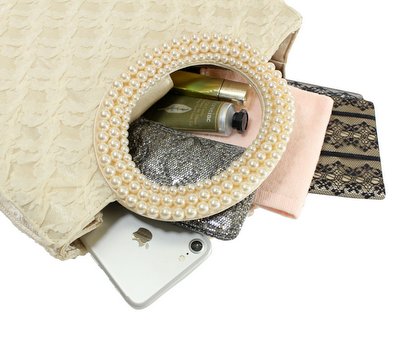 たっぷり収納の結婚式バッグ